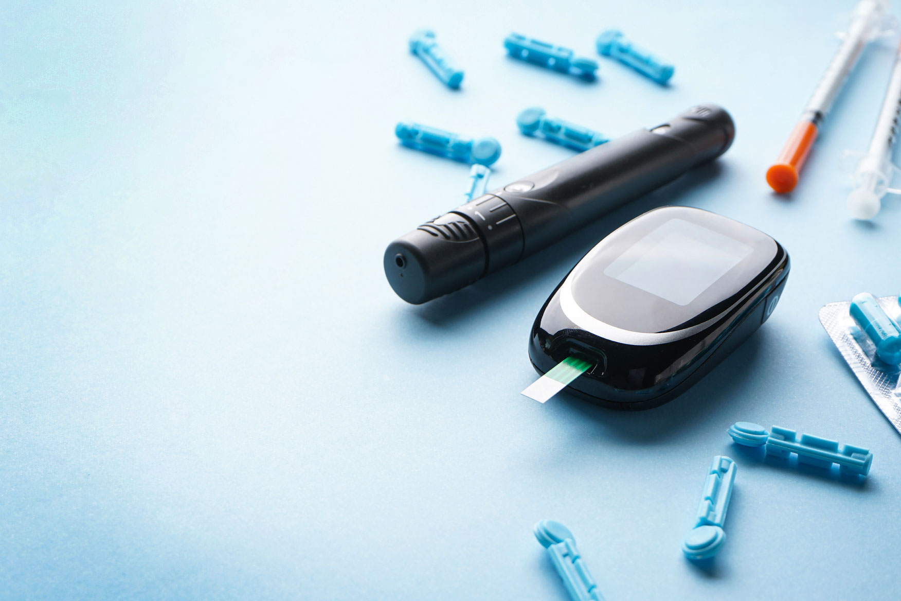 Emerging Adult and Caregiver Psychosocial Experiences with Severe Hypoglycemic Events and the Perceived Impact of Nasal Glucagon