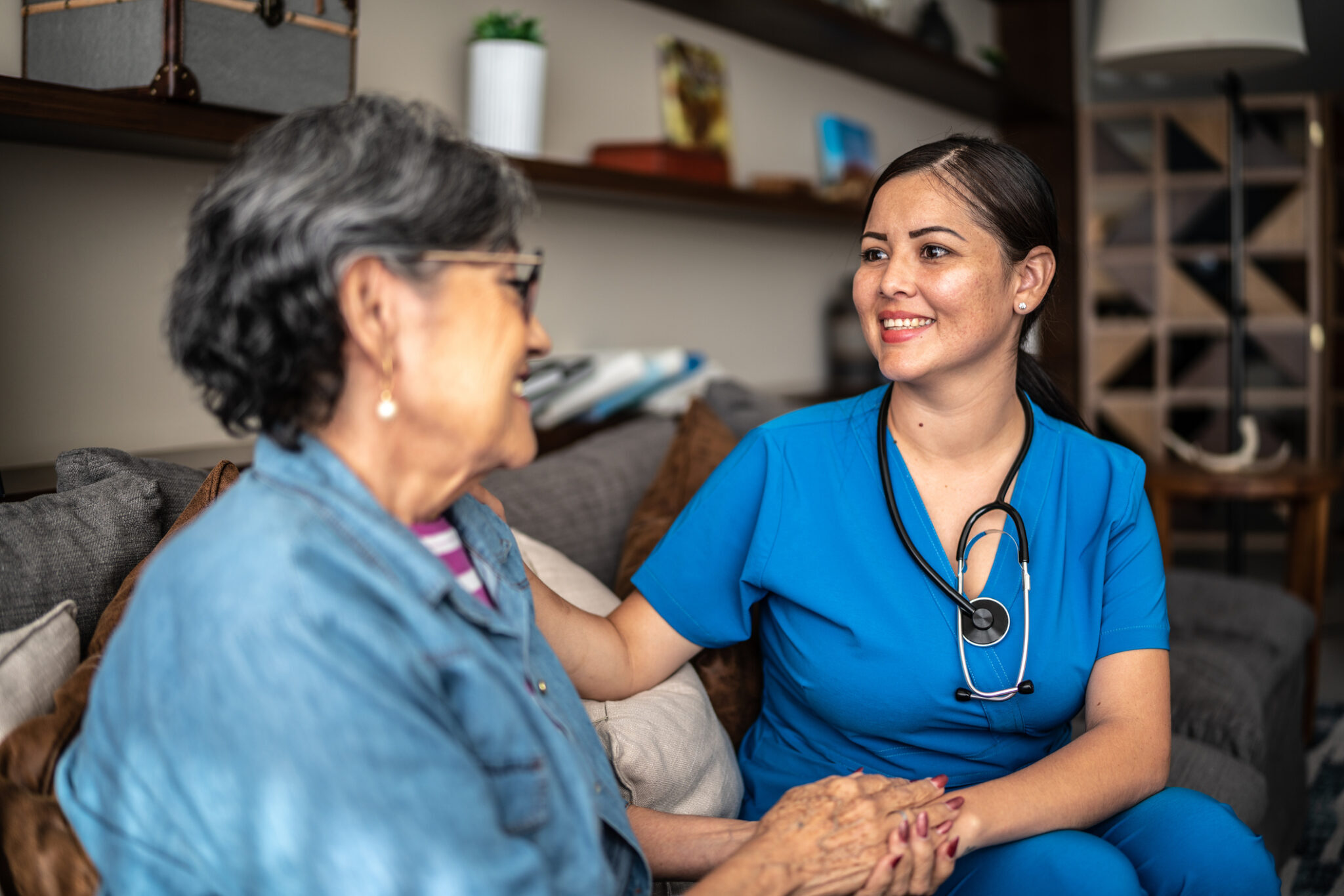 Promover la equidad en salud a través del acceso lingüístico