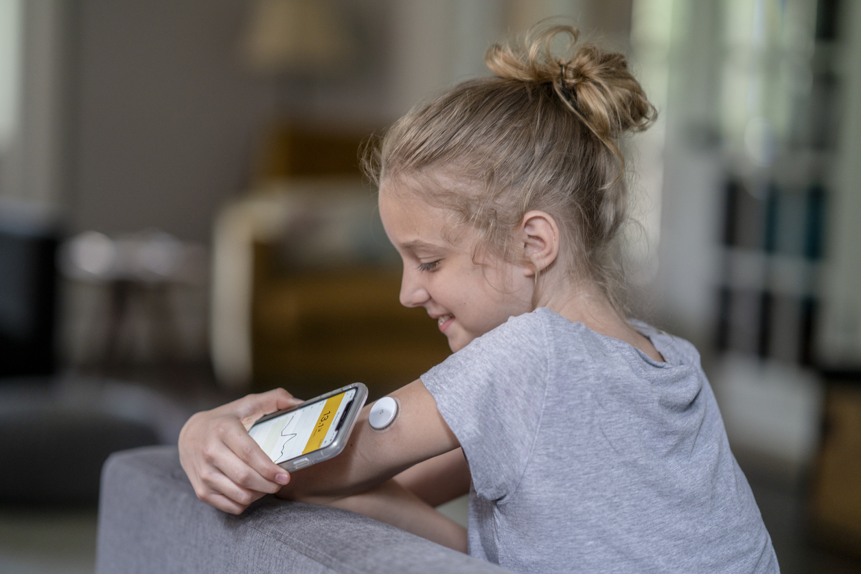 Comparative Efficacy of Intermittently Scanning CGM, Real-Time CGM, and Self-Monitored Blood Glucose among Patients with Type 1 Diabetes: Real-World Evidence from a Multi-Center Study