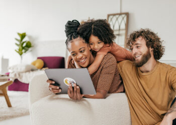 Youth and families participating in diabetes care programs